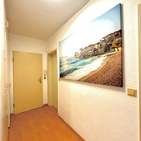 Messe 3rooms And Balcony 公寓 *