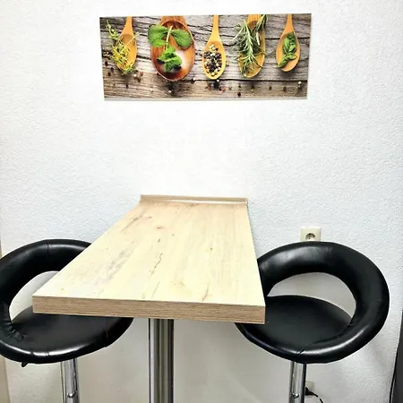 Messe 3rooms And Balcony Apartman Hannover